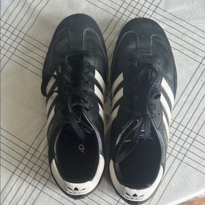Adidas Men's Classic Black and White Sneakers